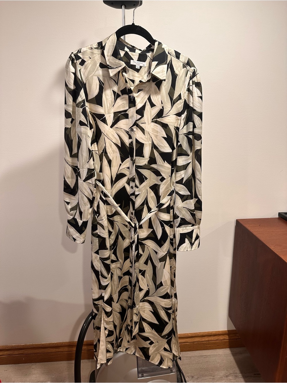Equipment Black and Cream Leaf-Print Long Shirt Dress